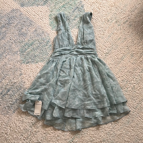 Abercrombie & Fitch Dresses & Skirts - Abercrombie & Fitch Dress